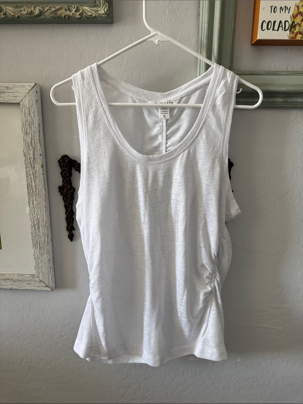 White Cinch Sleeveless Tank Top – Women’s Casual Scoop Neck XL